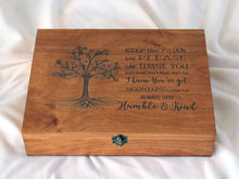 Load image into Gallery viewer, Custom verse on memory box, Personalized wood box with text and image on demand