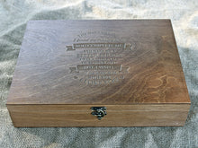 Cargar imagen en el visor de la galería, Caja de recuerdos personalizada para ella o para él, caja de regalo de aniversario de recuerdo personalizada