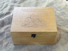 Lade das Bild in den Galerie-Viewer, Winnie the Pooh Zitat, Holzbox mit individuellem Spruch, Erinnerungsbox, Gravierte Zitatbox, Schmuckbox mit individueller Gravur, Erinnerungsbox