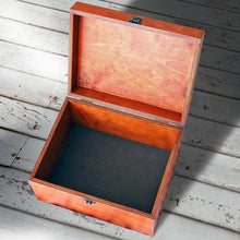 Cargar imagen en el visor de la galería, Regalo de aniversario personalizado, regalo para ella con corazón y fecha grabada.