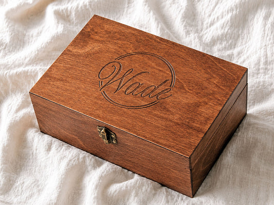 Box with engraved name, Personalized memory box, Custom keepsake box with monogram