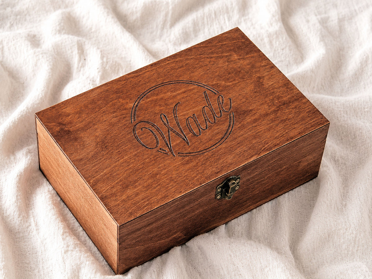 Caja con nombre grabado, Caja de recuerdos personalizada, Caja de recuerdos personalizada con monograma