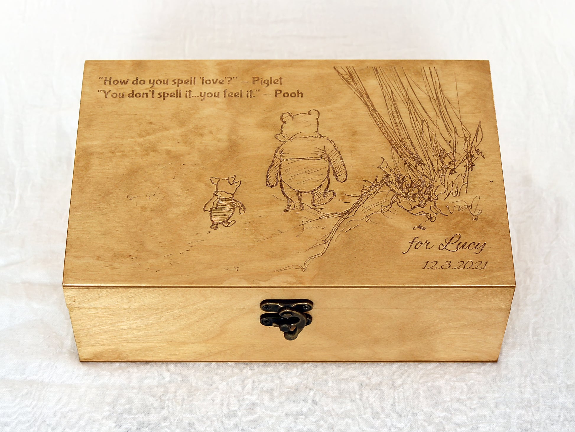 custom-winnie-the-pooh-keepsake-box