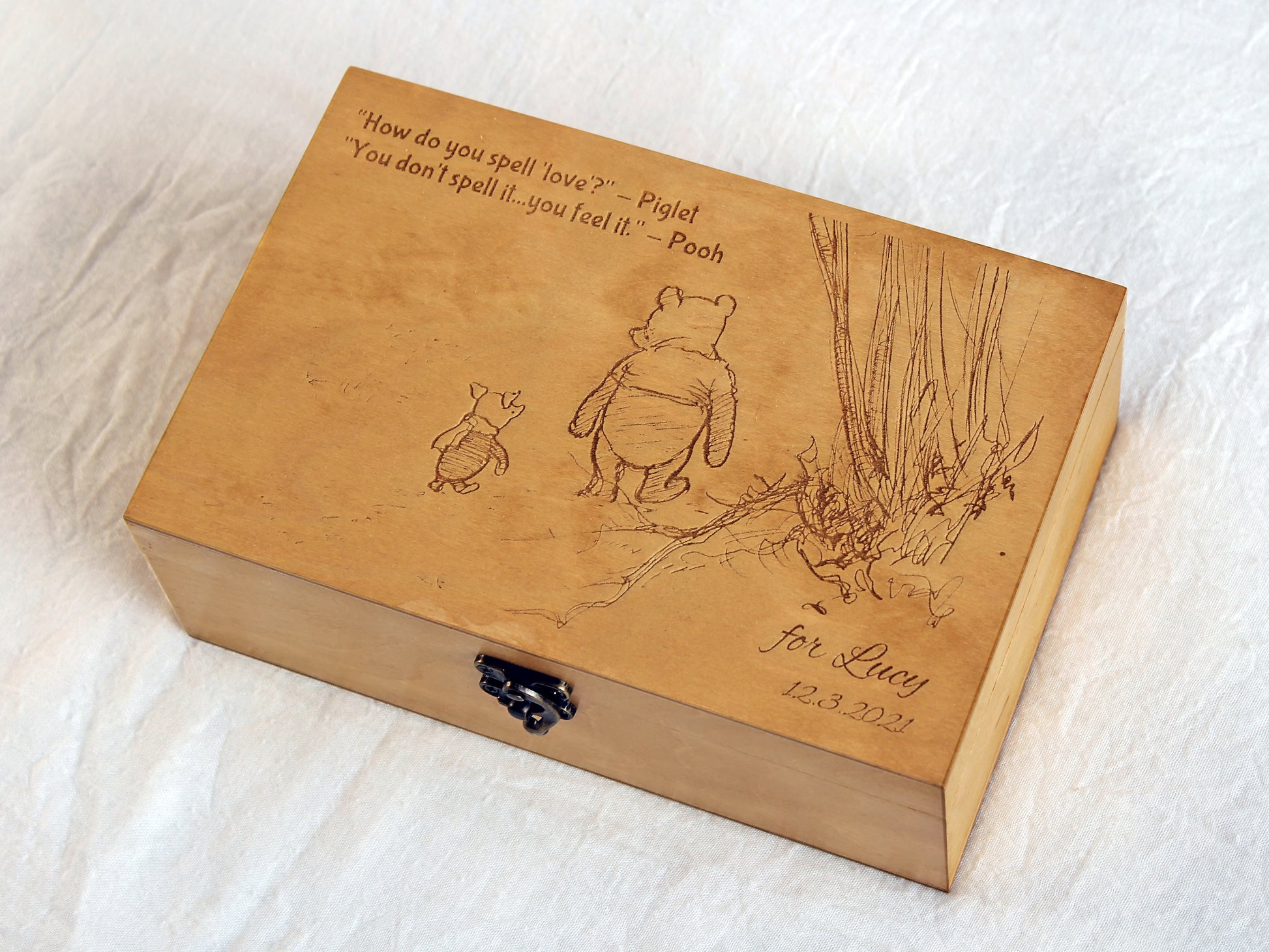 Wooden memory box featuring Winnie the Pooh and Piglet with custom engraving