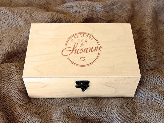 Personalisierte Holzbox, Erinnerungsbox, Schmuckbox mit individueller Gravur, Erinnerungsbox, Schatzbox, Schatzkiste