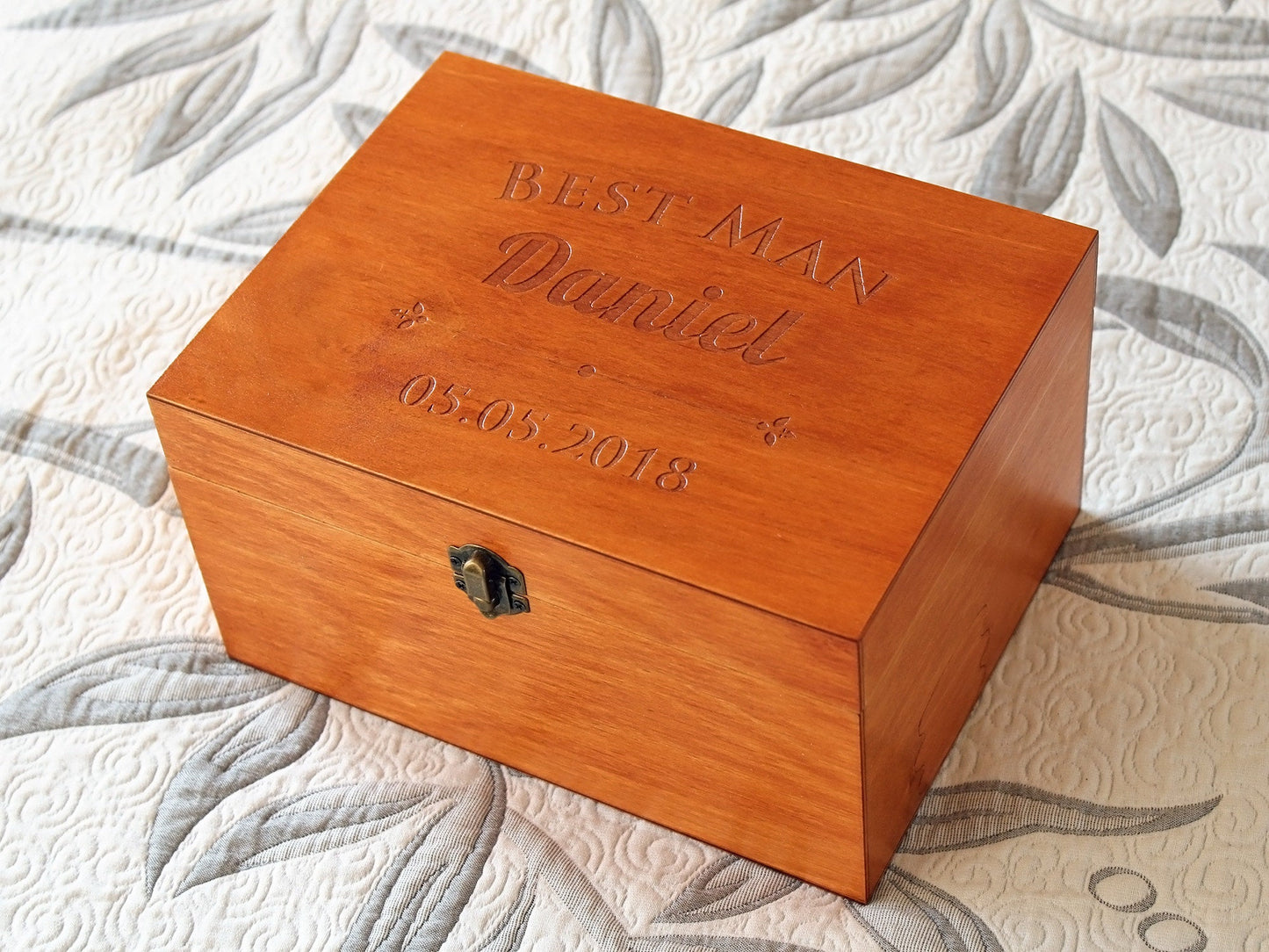 Caja de regalo para padrinos de boda, regalo para el mejor hombre, caja de boda personalizada, caja de recuerdo de boda, caja de madera personalizada, caja grabada personalizada