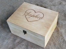 Load image into Gallery viewer, Keepsake box with heart and name engraved, Customized wood box for birthday gift
