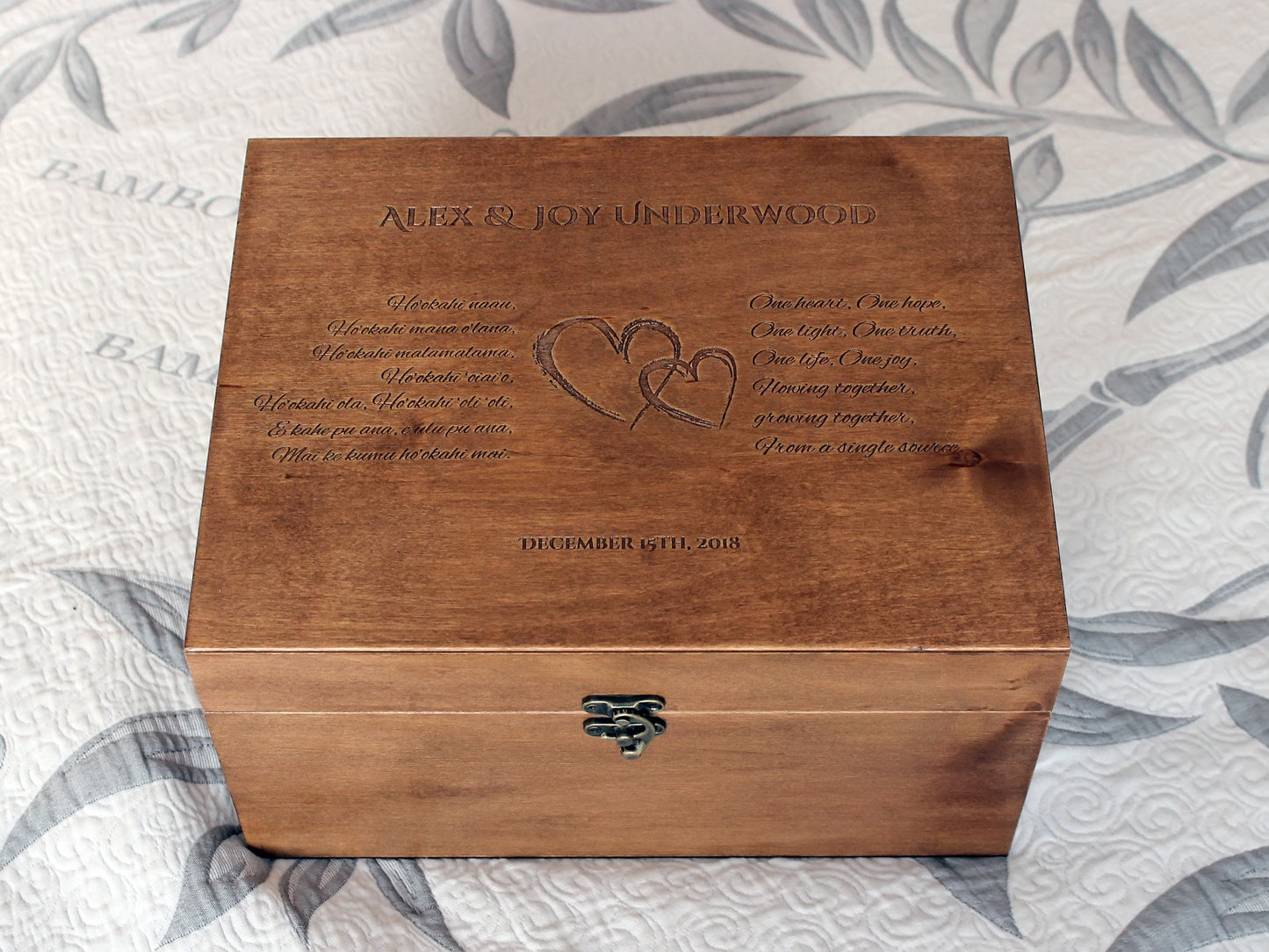 Wedding oath engraved on box, Custom wedding memento storage box