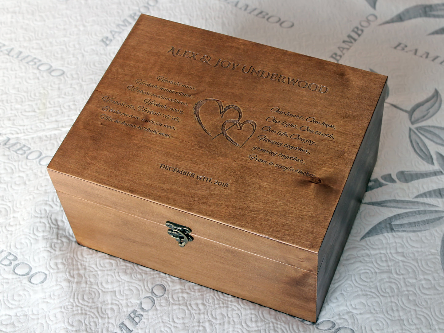 Wedding oath engraved on box, Custom wedding memento storage box