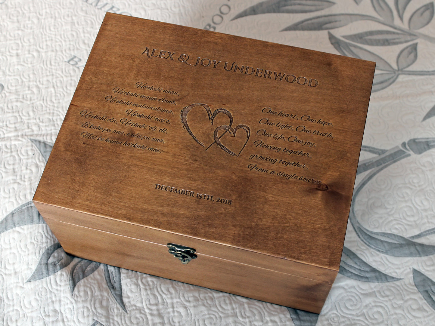 Wedding oath engraved on box, Custom wedding memento storage box
