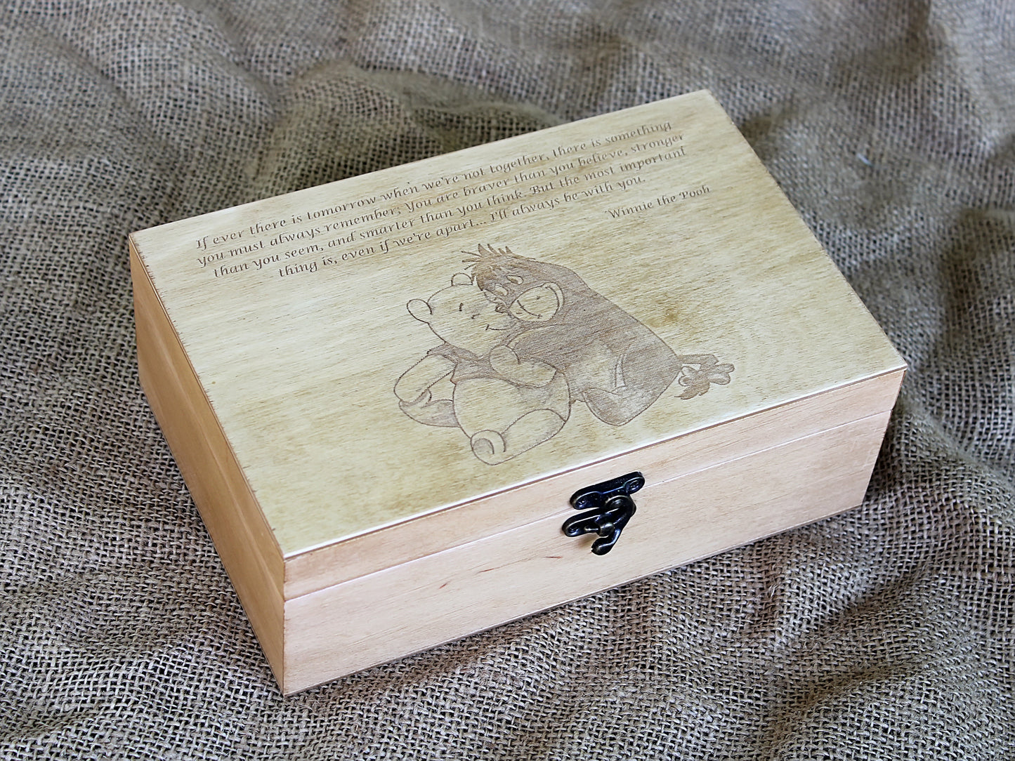 Winnie Puuh Zitat, Schmuckschatulle mit individueller Gravur, Holzschatulle mit individuellem Spruch, Erinnerungsbox