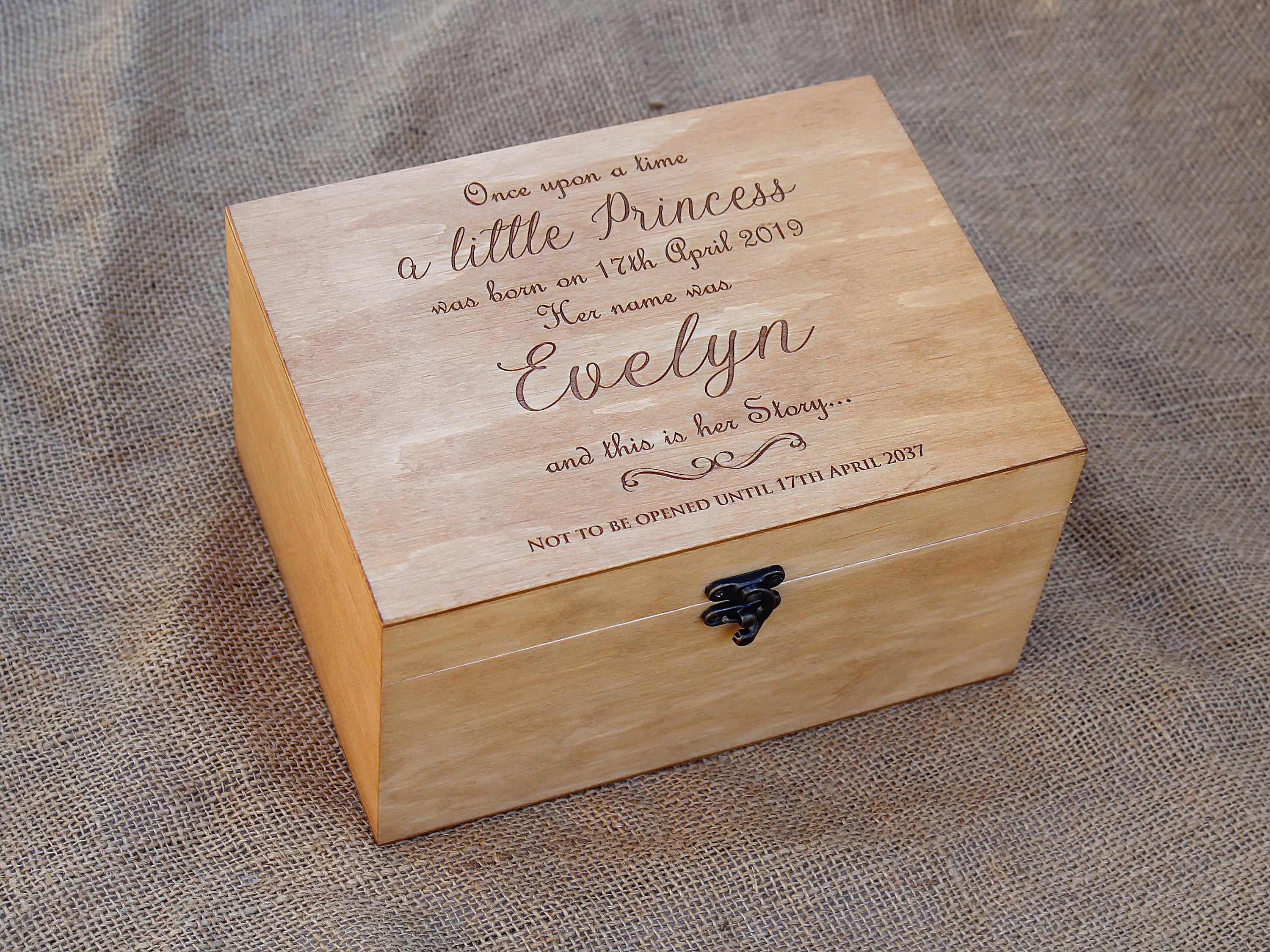 Wood box for baby girl, Personalized memory box, First birthday time c ...