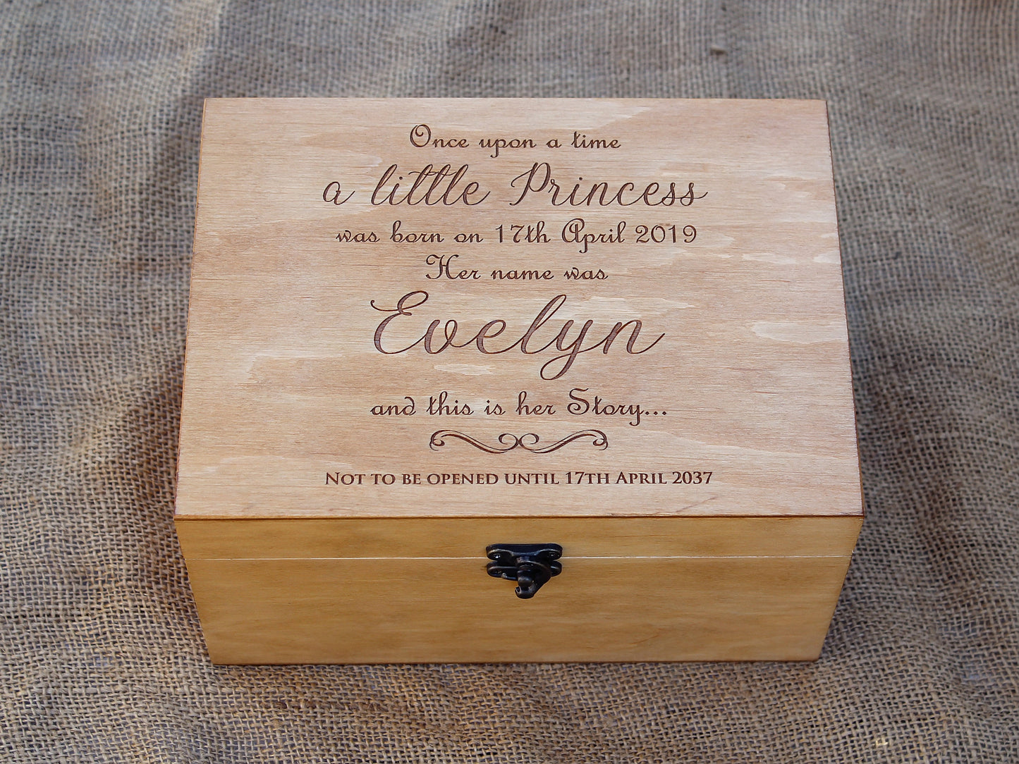 Wood box for baby girl, Personalized memory box, First birthday time capsule
