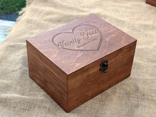 Personalized wooden keepsake box with heart design