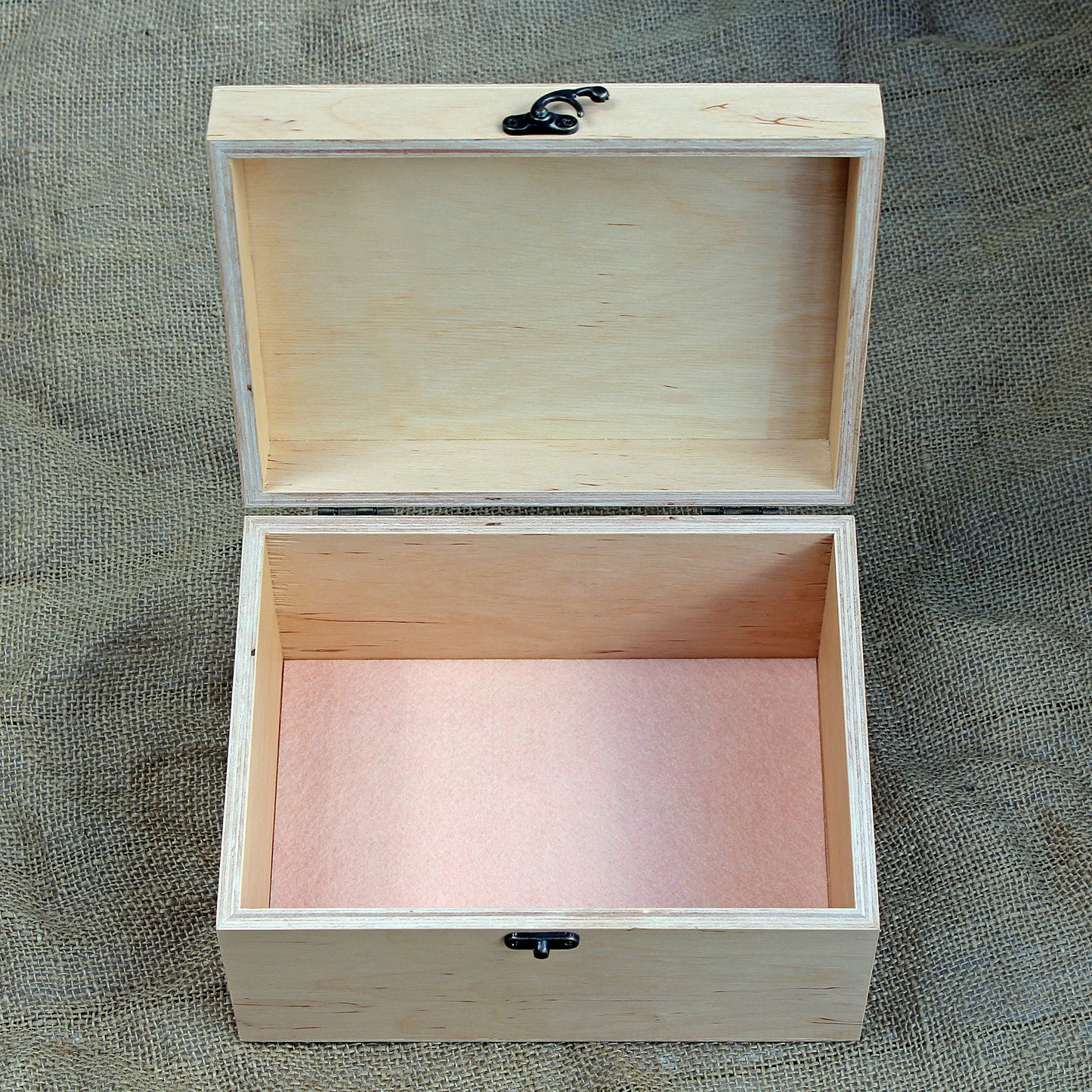 Personalized newborn memory box for childhood keepsakes